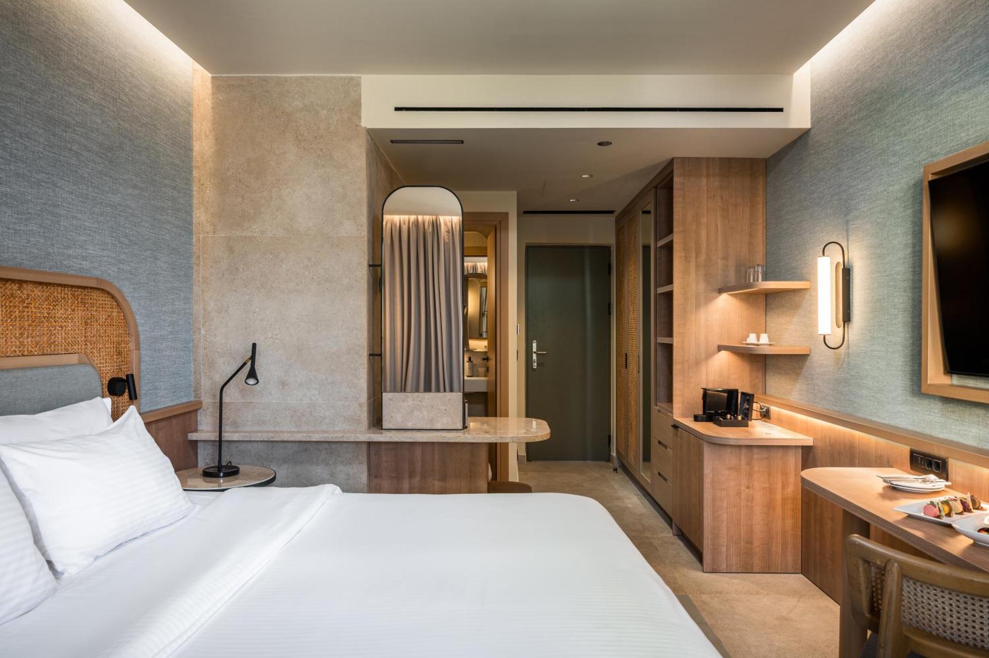 Sentido Apollo Palace Mesongí Екстериор снимка Deluxe Room